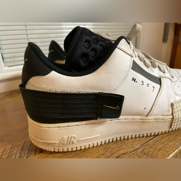 Nike Air Force 1 Type White Black Volt size 13 in men - Picture 7 of 9